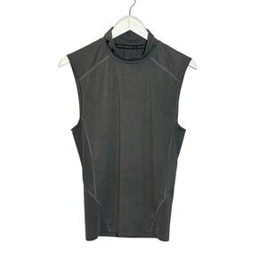 Under Armour gray sleeveless compression shirt - L